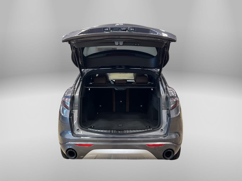 2024 Alfa Romeo Stelvio Ti