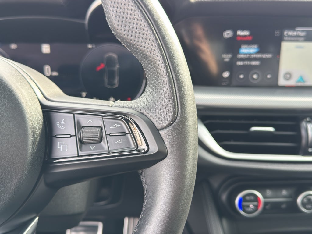 2024 Alfa Romeo Stelvio Ti