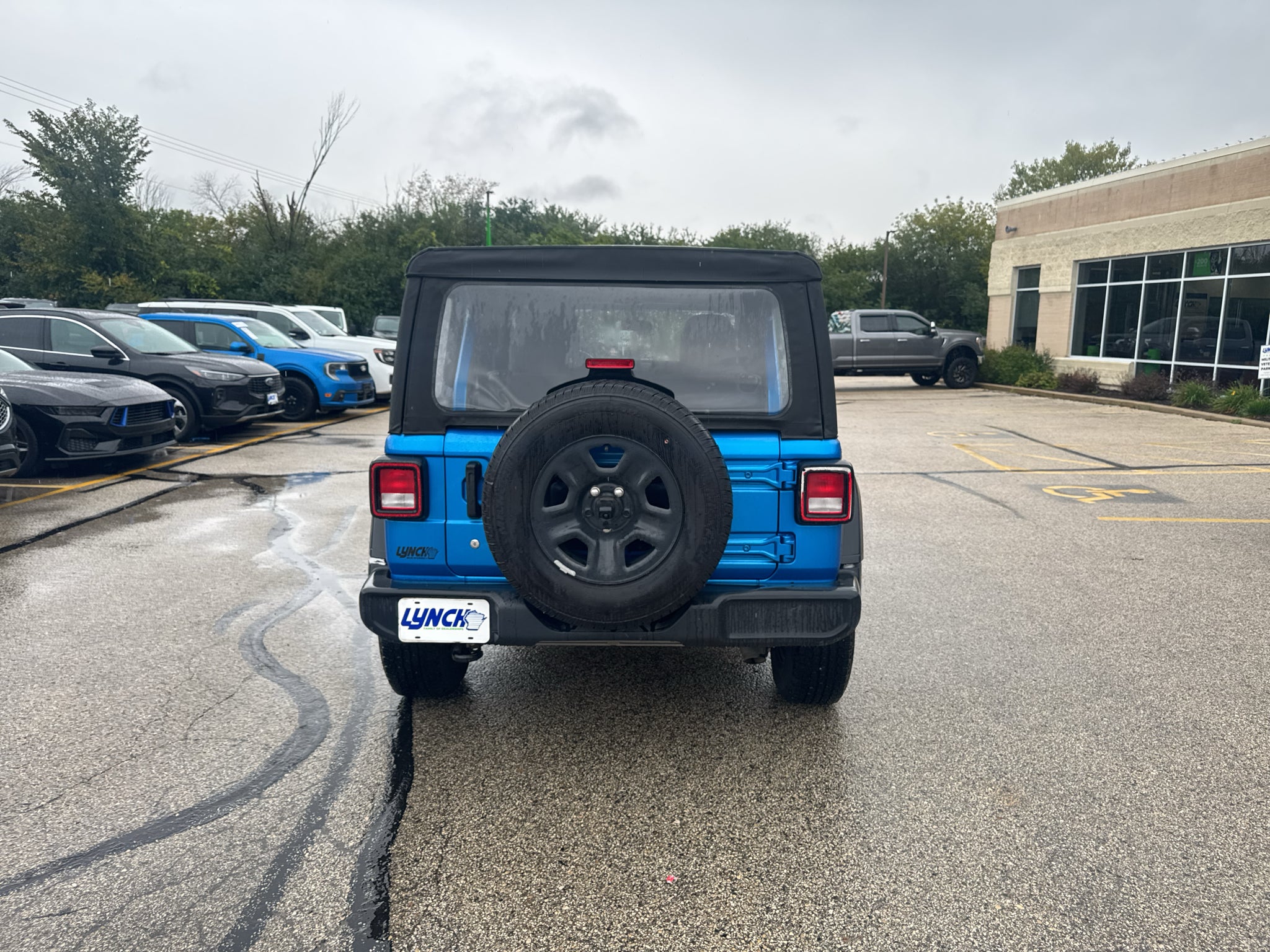 2022 Jeep Wrangler Unlimited Sport