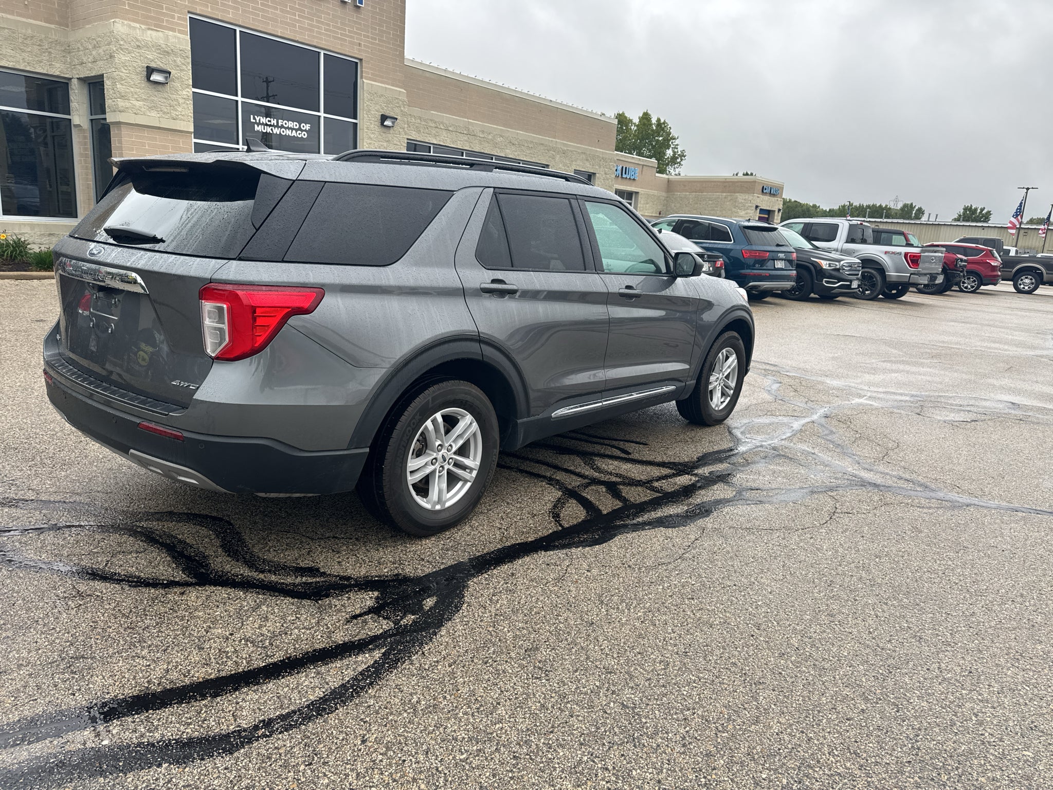 2024 Ford Explorer XLT