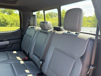 2023 Ford F-150 Lightning LARIAT