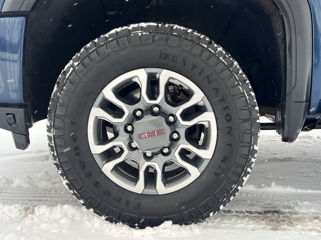 2022 GMC Sierra AT4