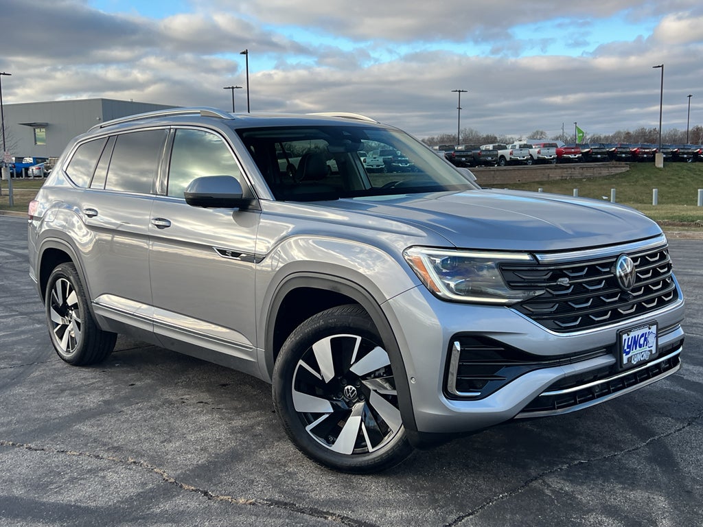 2024 Volkswagen Atlas 2.0T SEL Premium R-Line