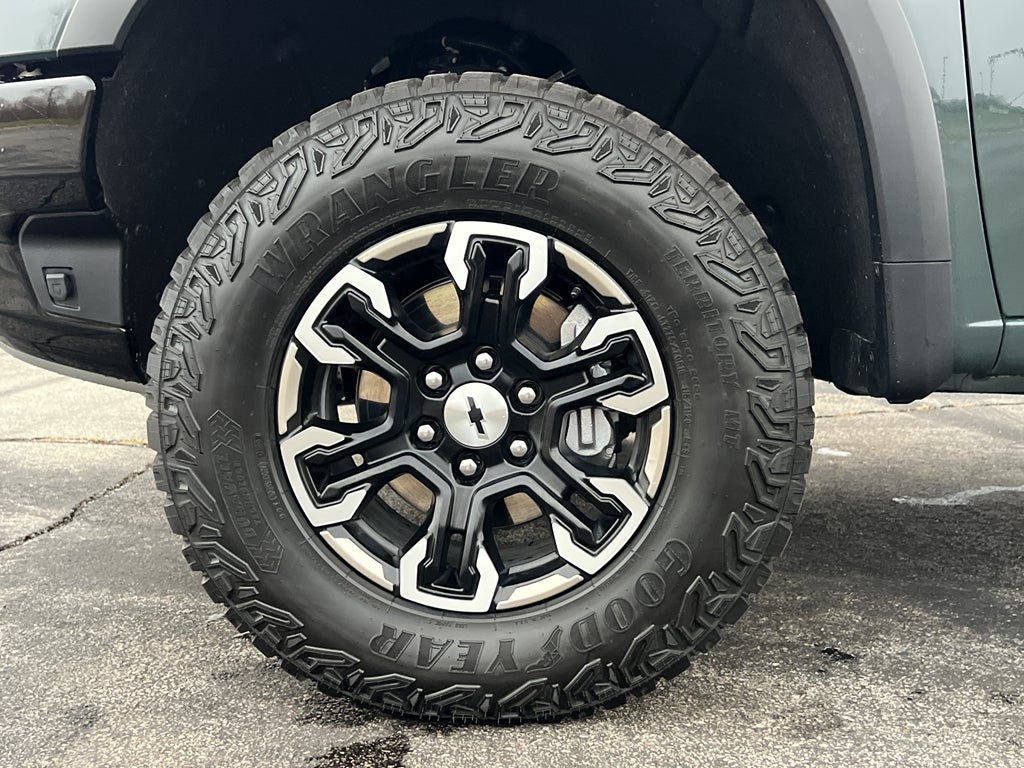 2025 Chevrolet Silverado 1500 ZR2