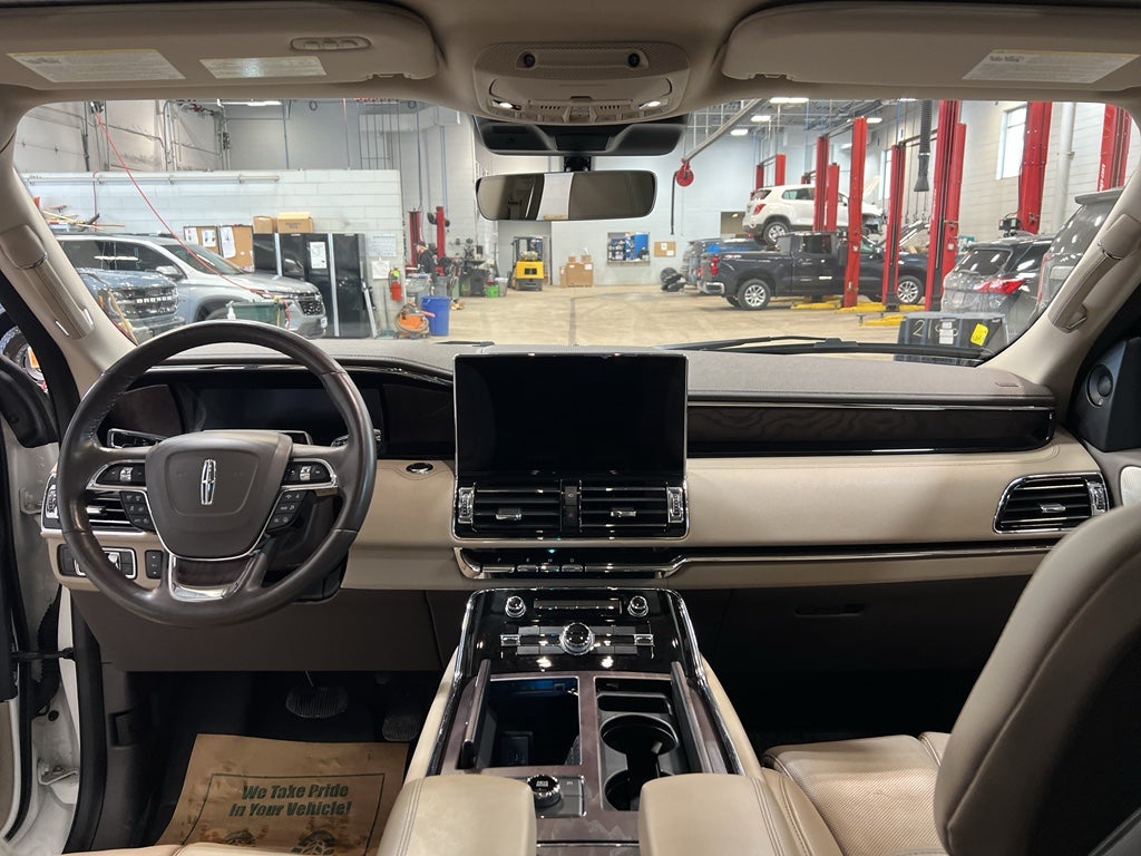 2023 Lincoln Navigator L Reserve