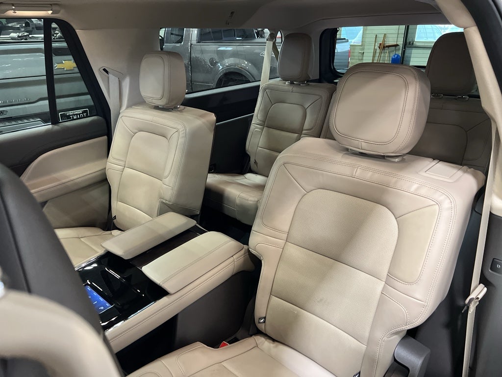 2023 Lincoln Navigator L Reserve