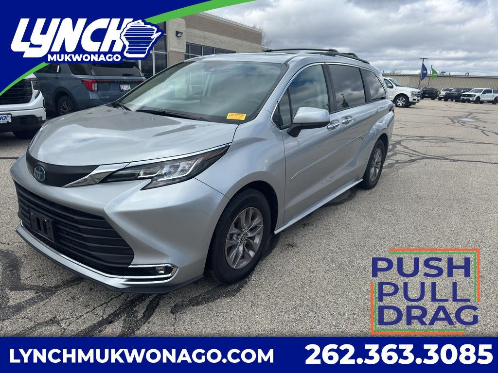 2022 Toyota Sienna XLE