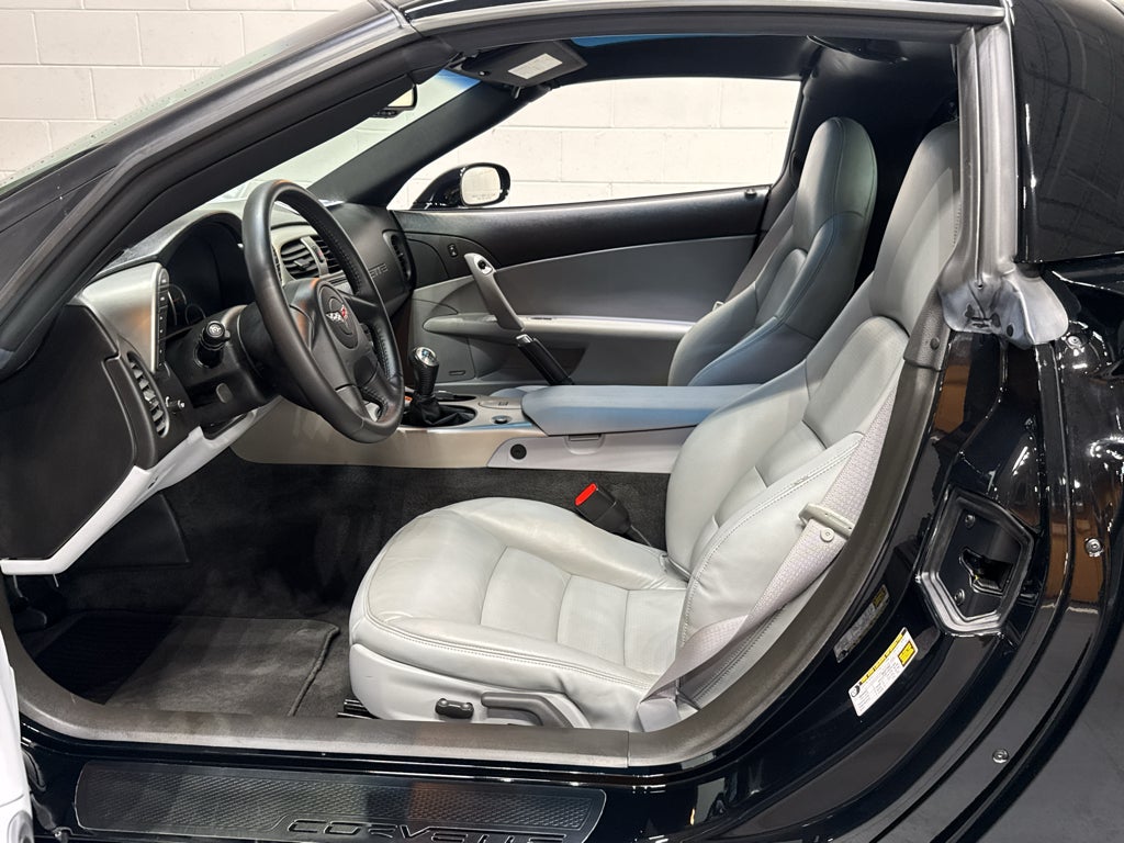 2005 Chevrolet Corvette BASE