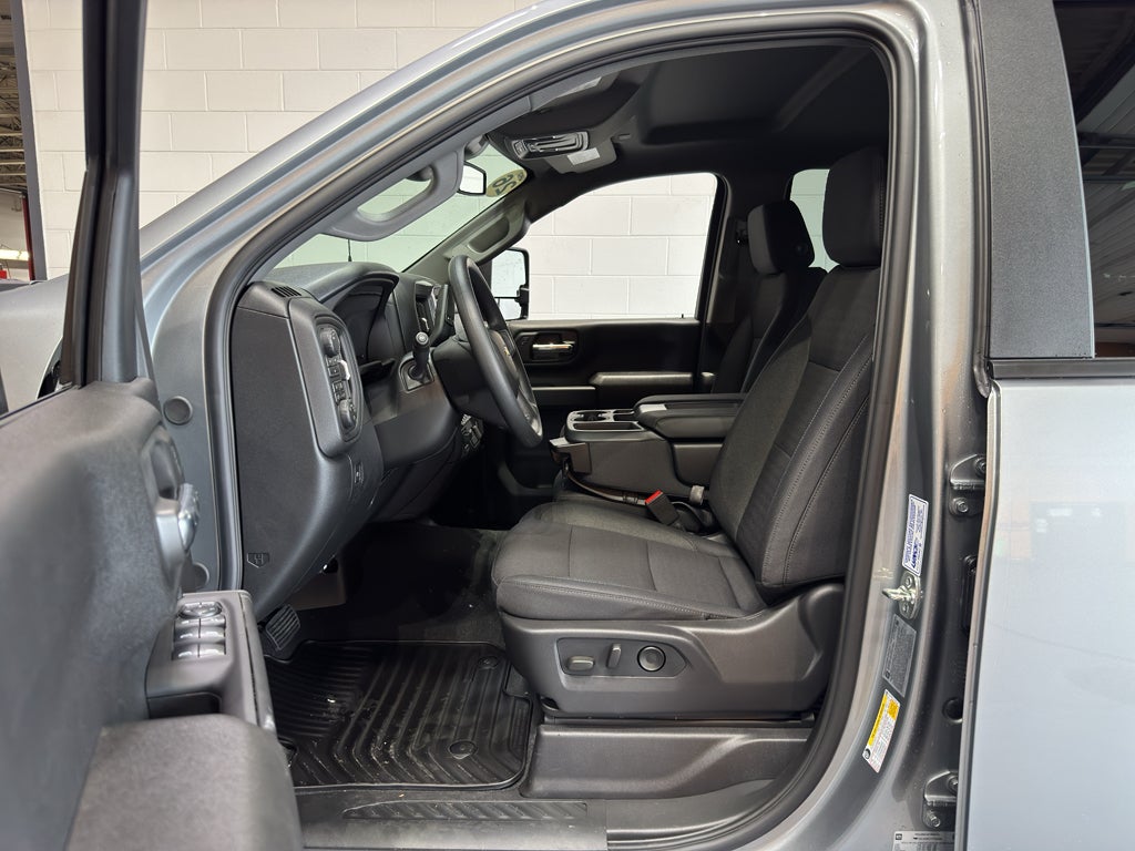2026 Chevrolet Silverado 2500 HD Custom - Photo 16