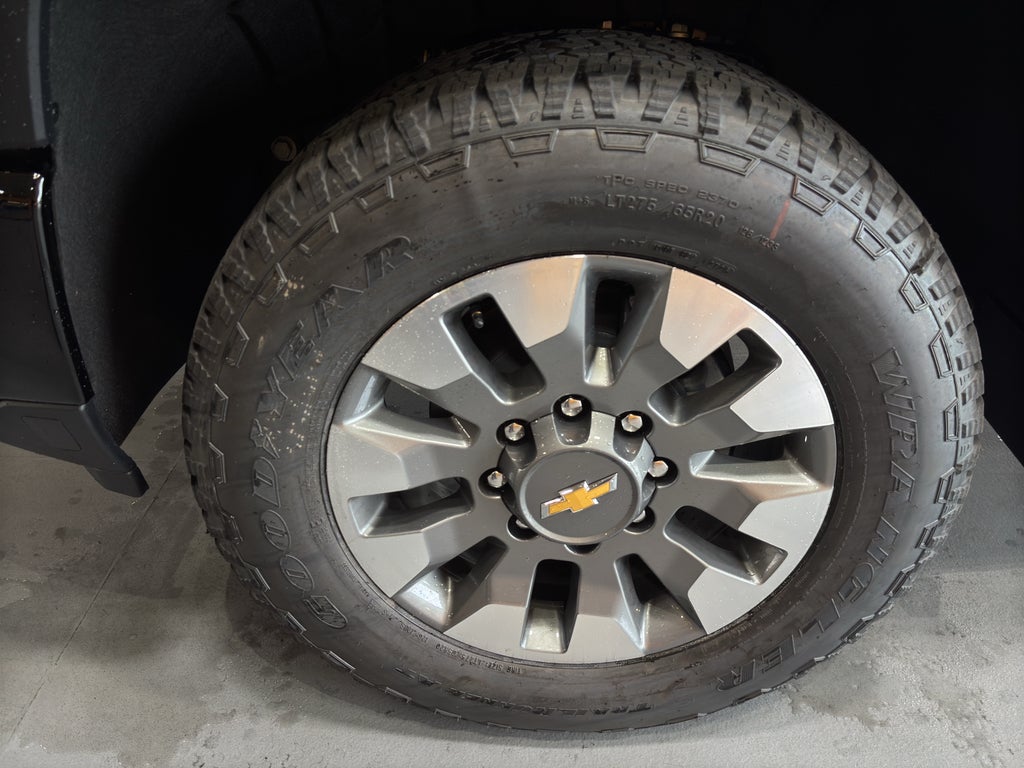 2026 Chevrolet Silverado 2500 HD Custom - Photo 9