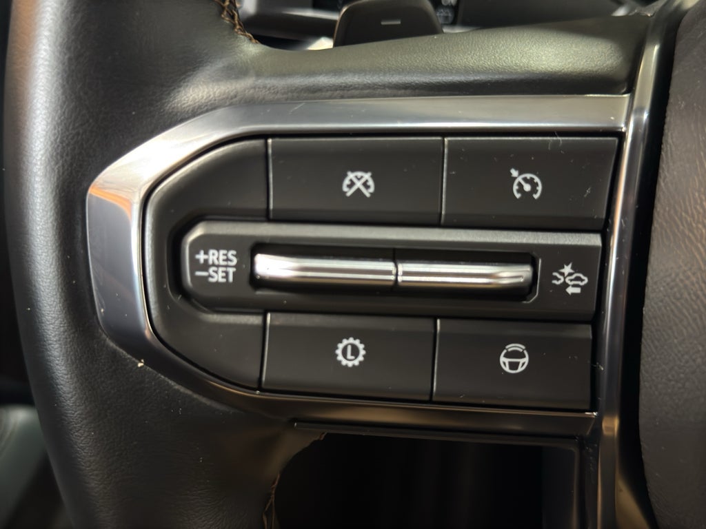 2024 GMC Acadia AT4