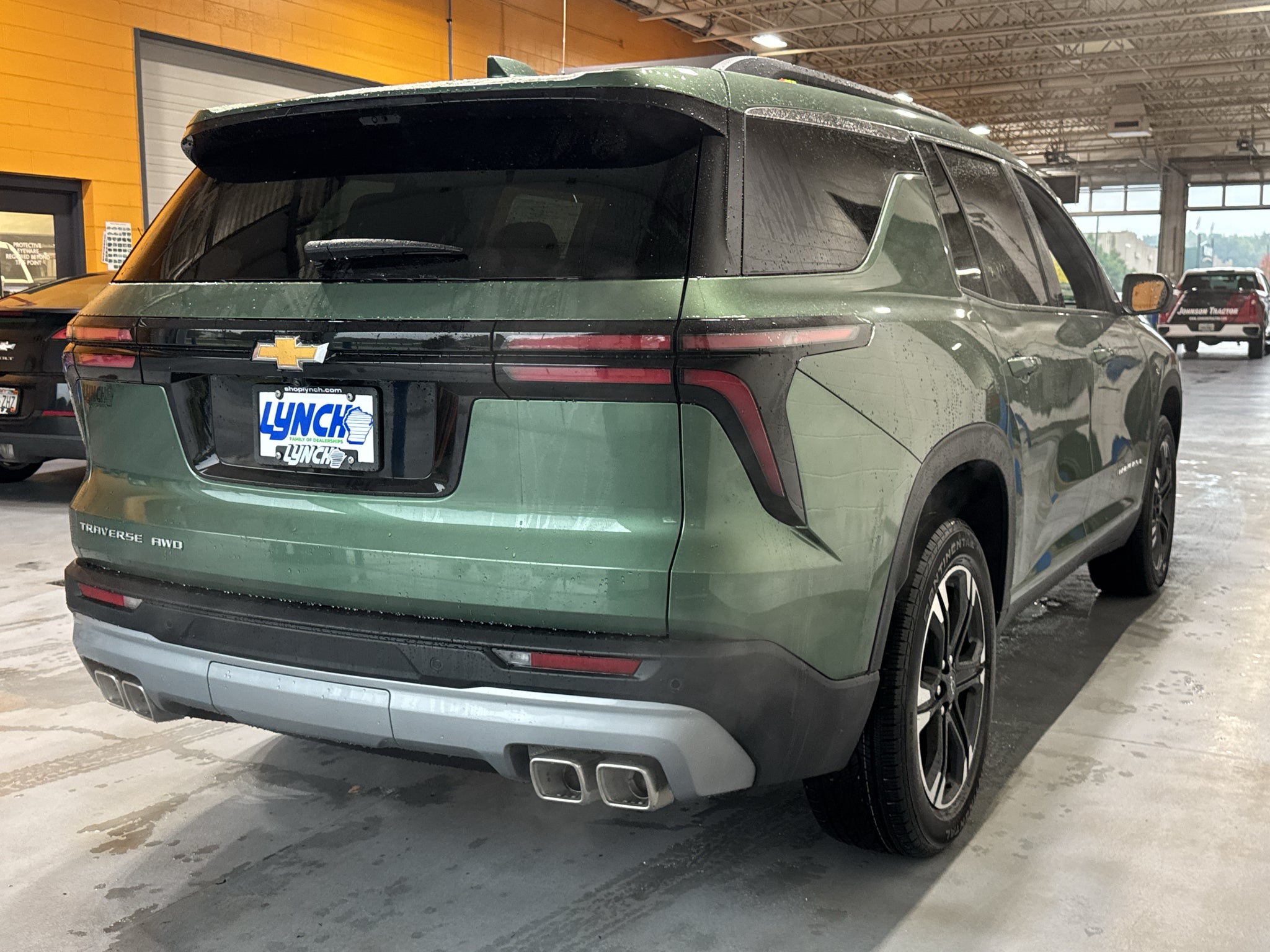 2027 Chevrolet Traverse LT