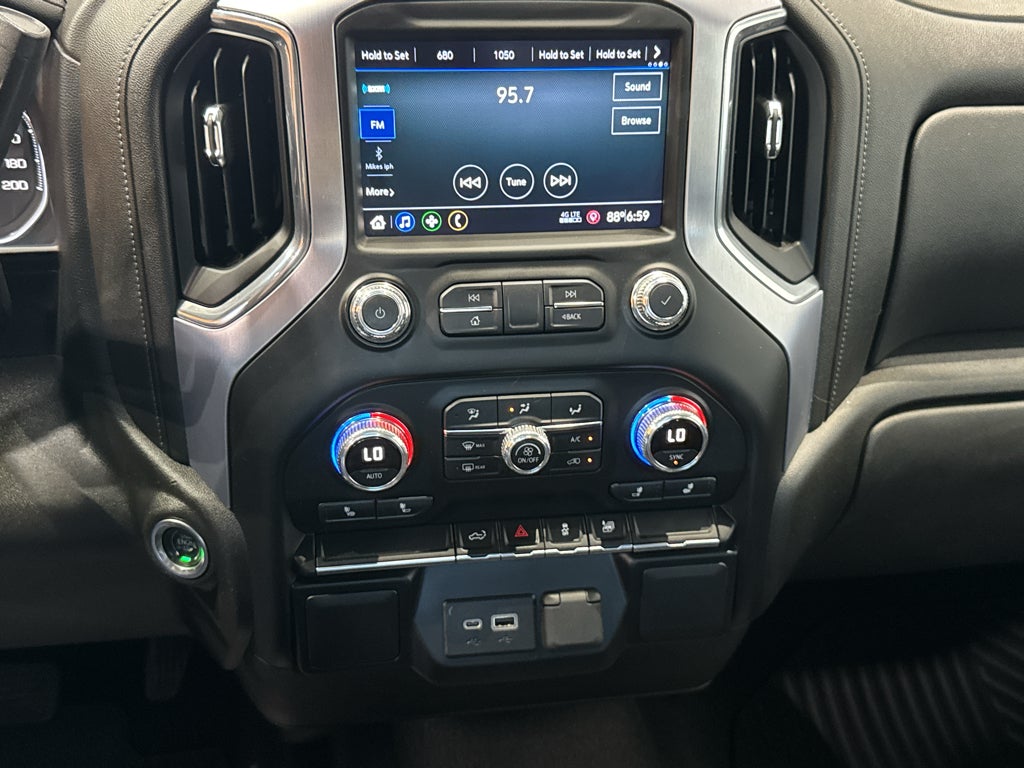 2022 GMC Sierra 1500 Limited Elevation