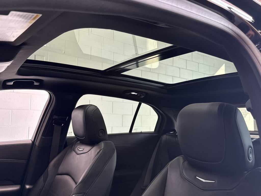 2024 Cadillac XT4 Sport