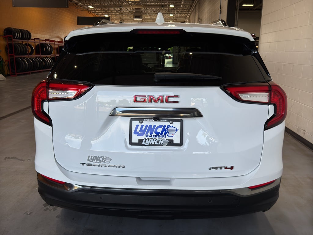 2022 GMC Terrain AT4