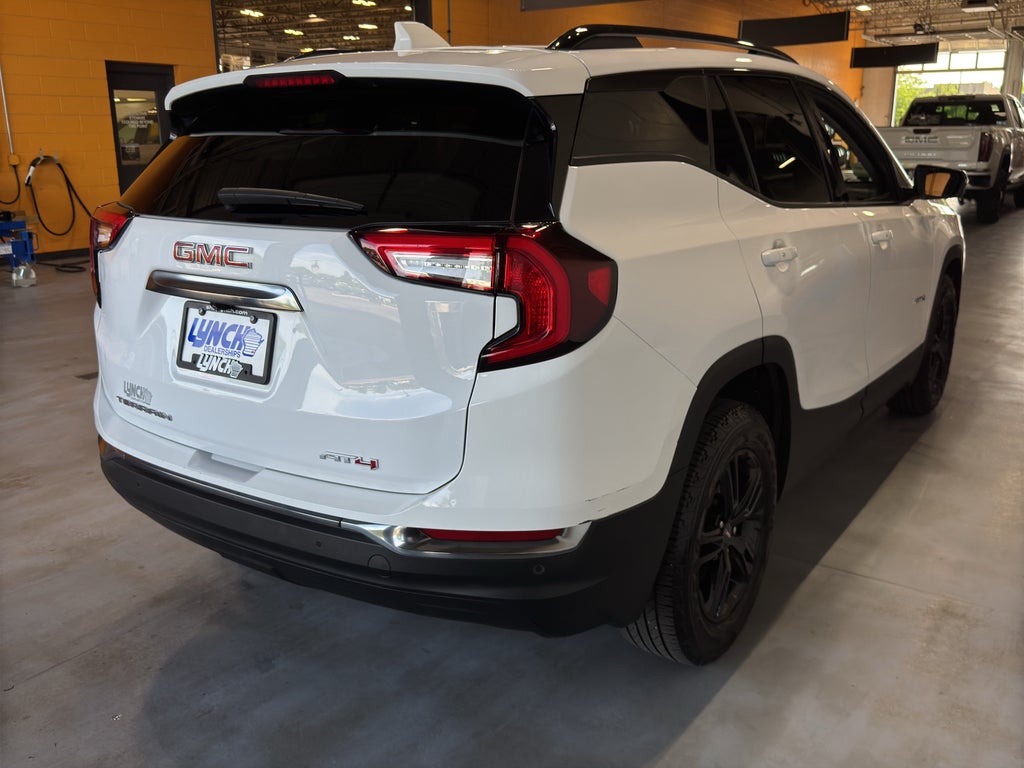 2022 GMC Terrain AT4