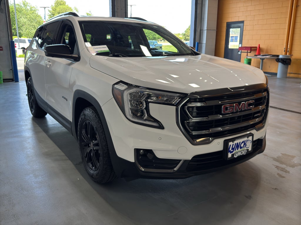 2022 GMC Terrain AT4