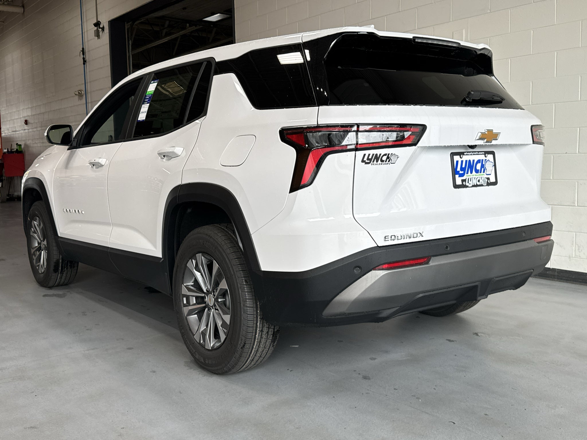 2027 Chevrolet Equinox LT