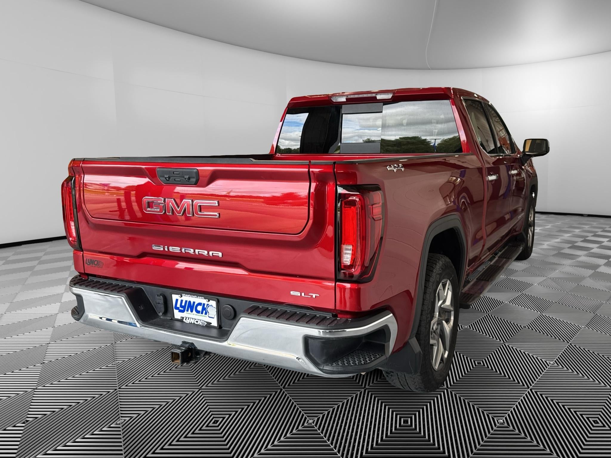 2025 GMC Sierra 1500 SLT
